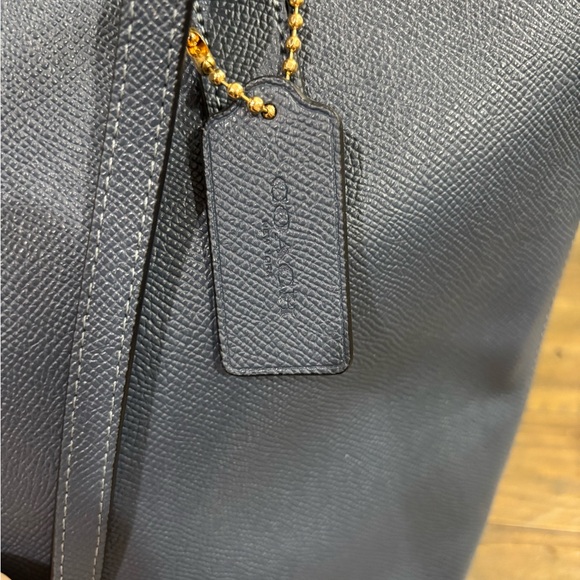 Coach Zip Top Tote in Denim Blue Cross Grain Leather w/ COA - Picture 6 of 9